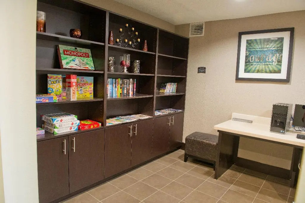 Staybridge Suites Houston NW Willowbrook - photo 14
