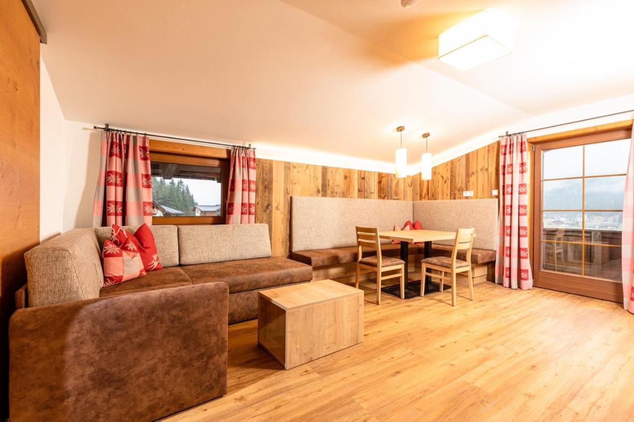 Appartements Schrambacherhof — 4-Star Luxury Hotel in Achenkirch, Austria
