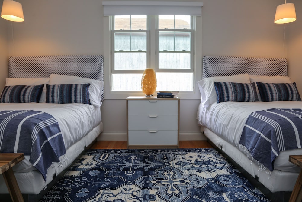 The Sea Breeze Inn - photo 23