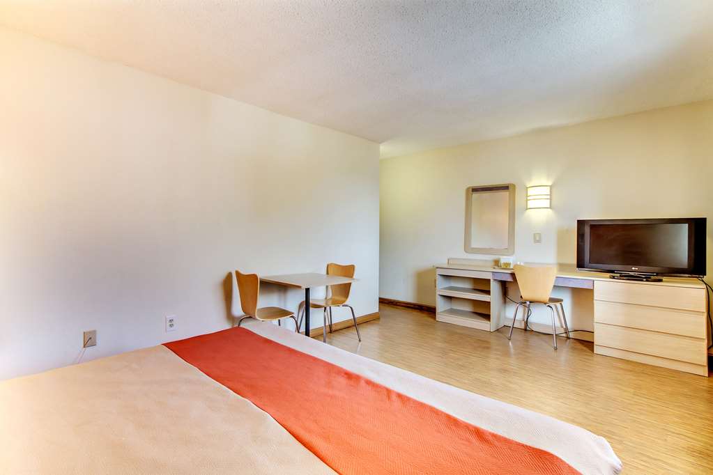 Motel 6 Washington DC - photo 11