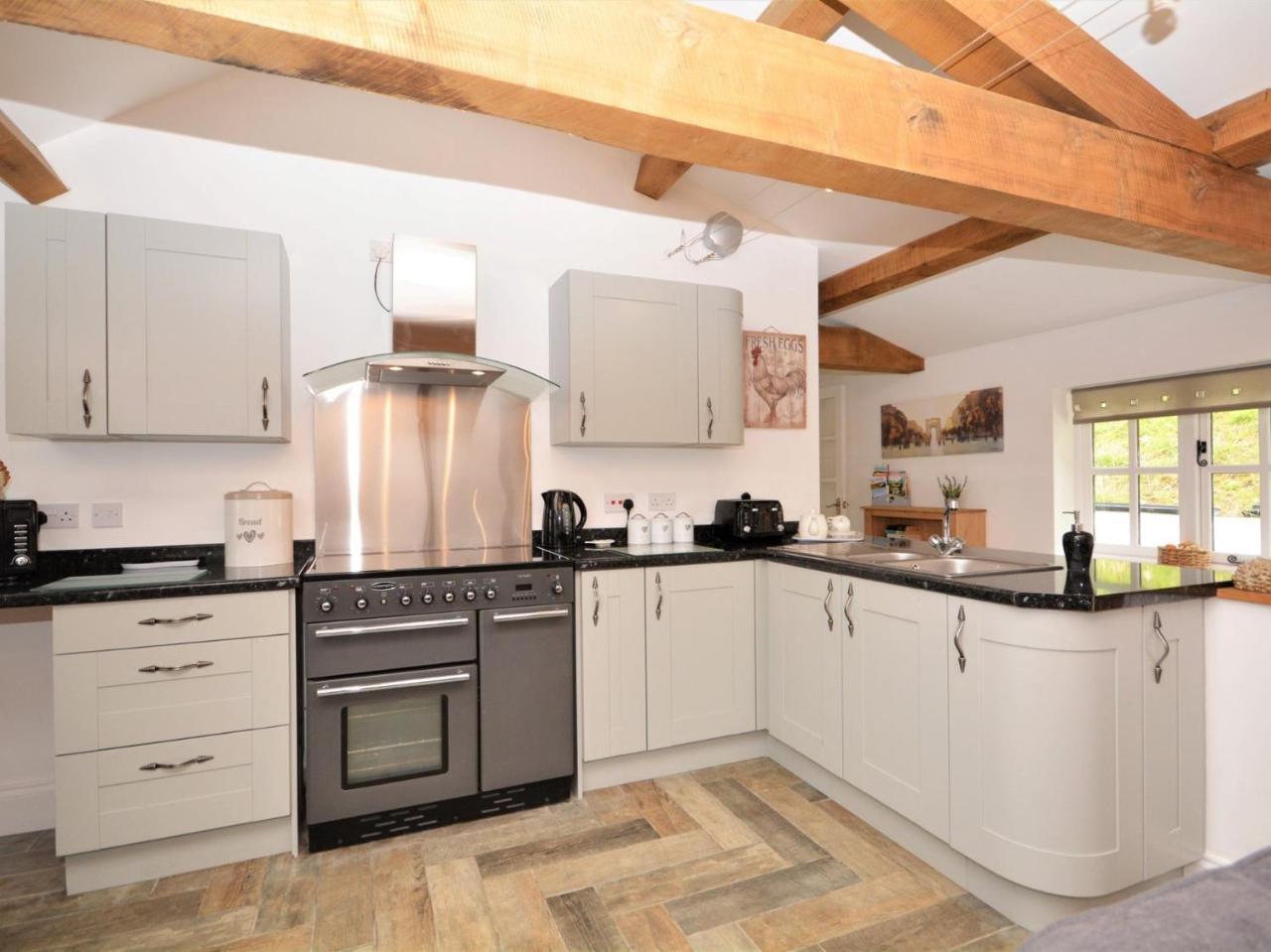 2 Bed in Botusfleming 58966 - last minute hotel in Landrake