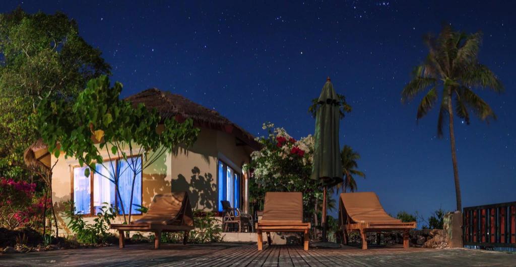 Bara Beach Bungalows — Bulukumba — photo 5