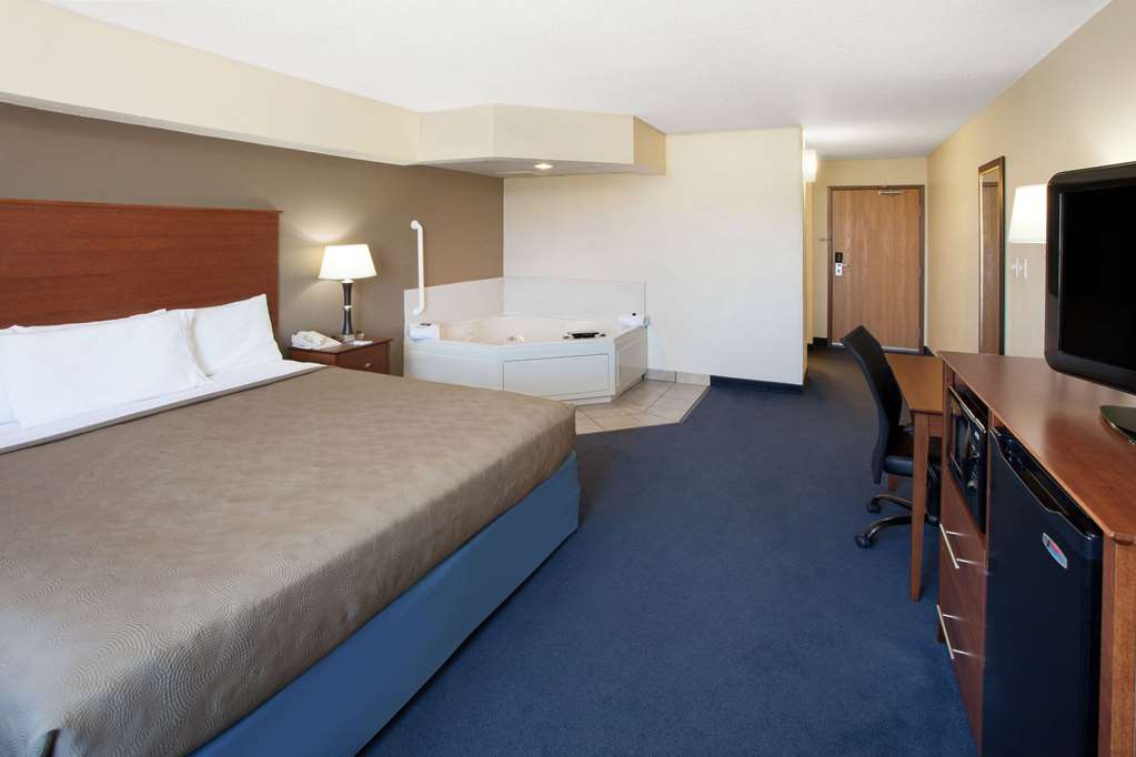 AmericInn by Wyndham Webster City - photo 16