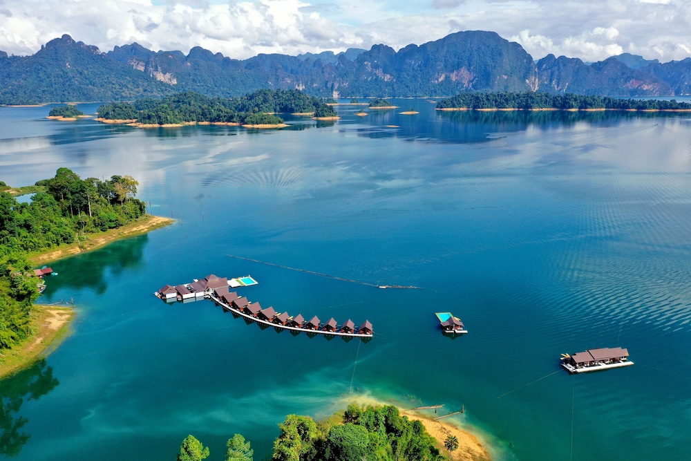 500 Rai Khao Sok Floating Resort in Surat Thani, Thailand