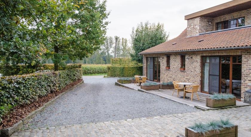 Het Hof van Petronilla — 4-Star Luxury Hotel in Gooik, Belgium