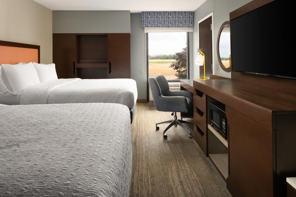 Hampton Inn Chambersburg - photo 7