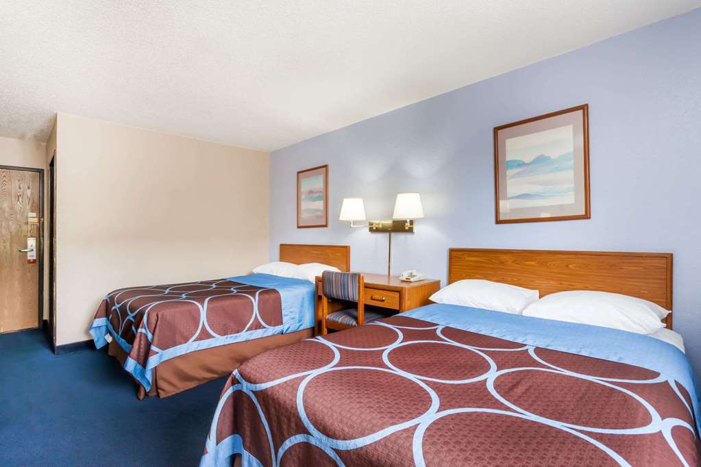 Super 8 by Wyndham Sidney NY - photo 13