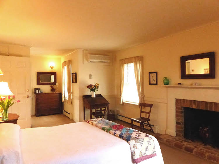 Maple Hall Inn - photo 24