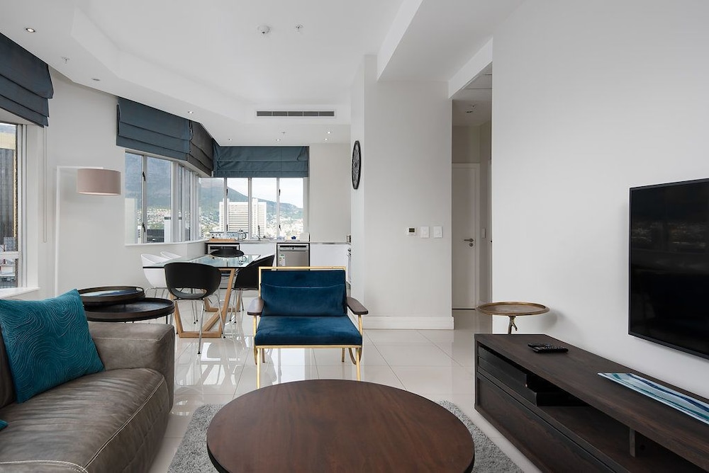 Cape Town City Apartments — 4-Star Luxury Hotel in Cape Town, South Africa