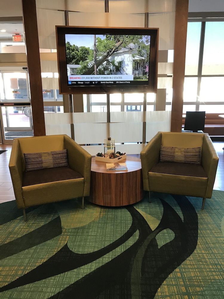 Springhill Suites Wichita Airport - photo 4