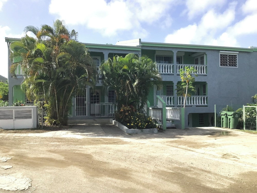Diamond Gem Residence 15651945 — Koolbaai