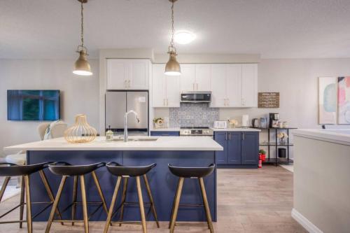 Brand New Luxury Suite In Doon South Min To 401 — 4-Star Luxury Hotel in Kitchener, Canada