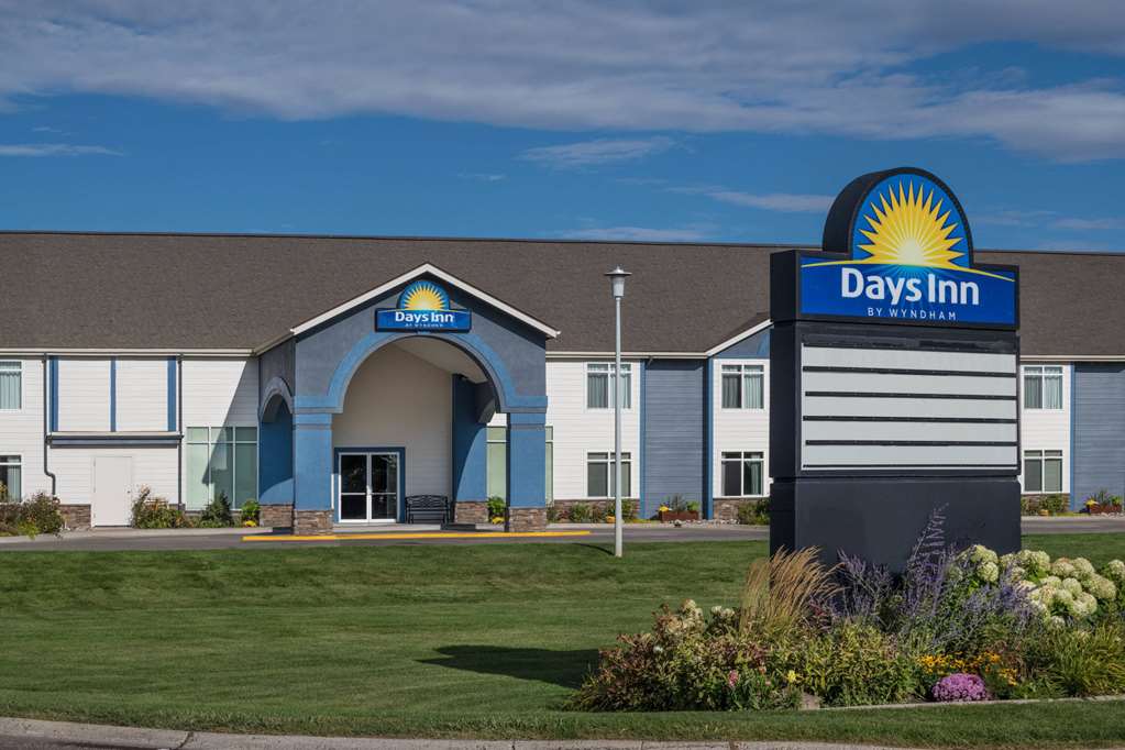 Days Inn by Wyndham Great Falls - photo 2