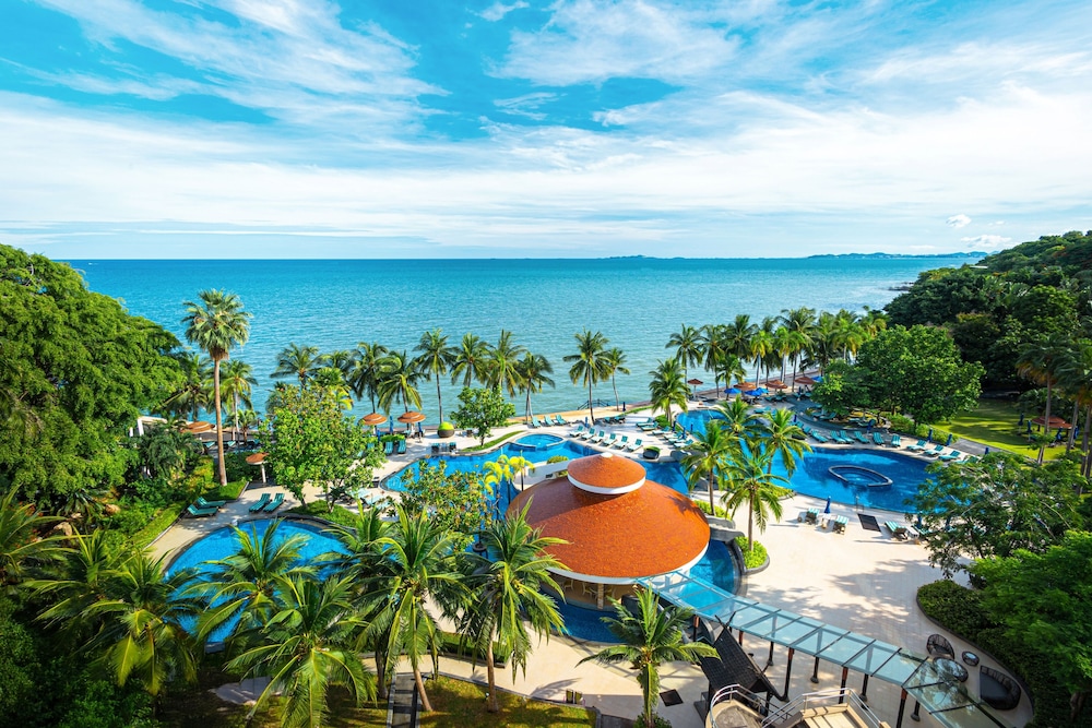 Royal Wing Suites & Spa Pattaya — 5-Star Luxury Hotel in Pattaya, Thailand