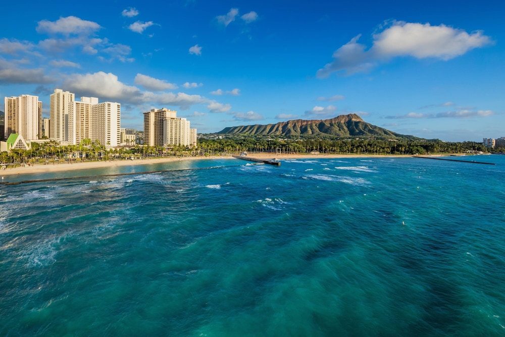 Waikiki Beach Marriott Resort & Spa - photo 133