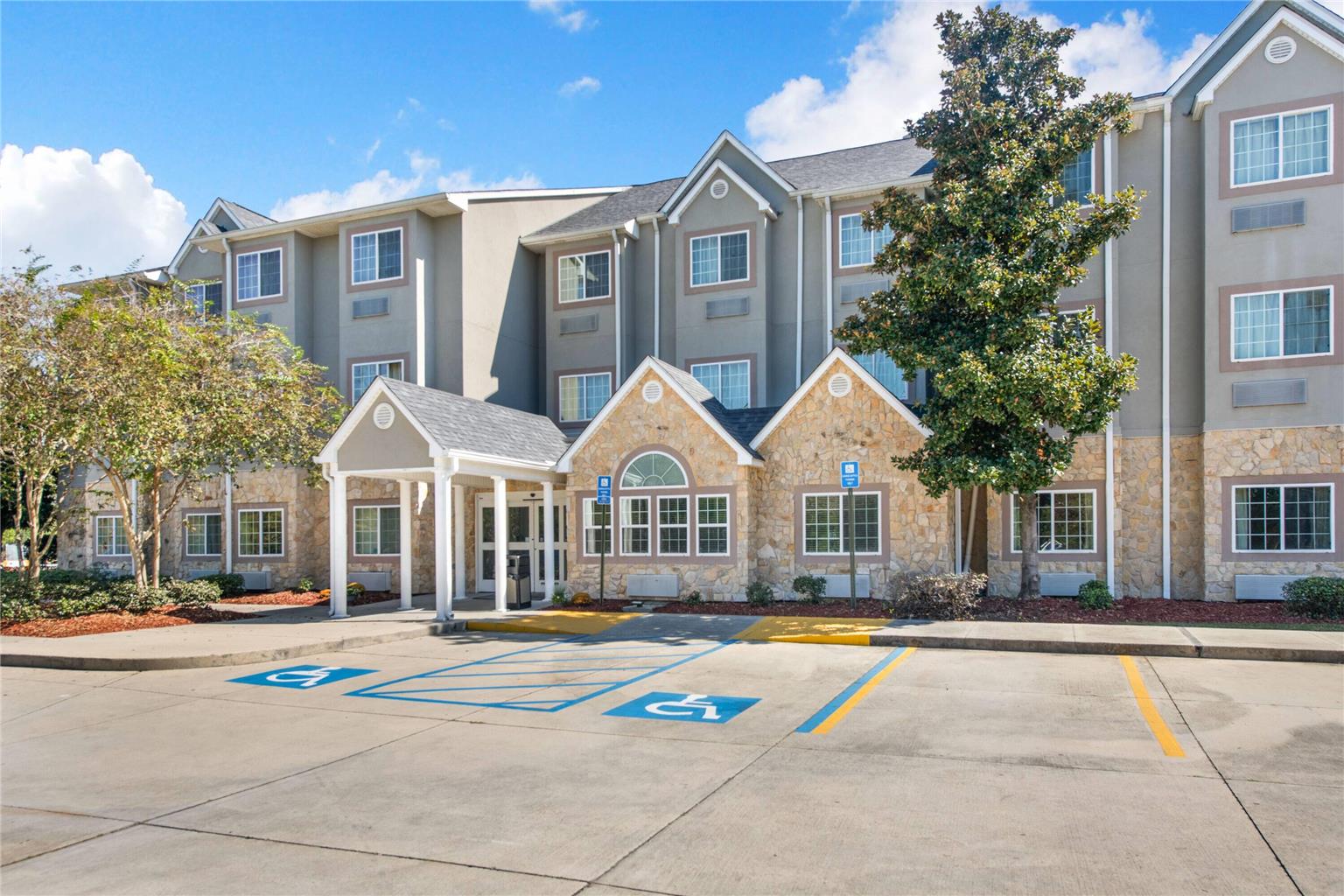 Microtel Inn & Suites by Wyndham Pearl River Slidell - photo 3