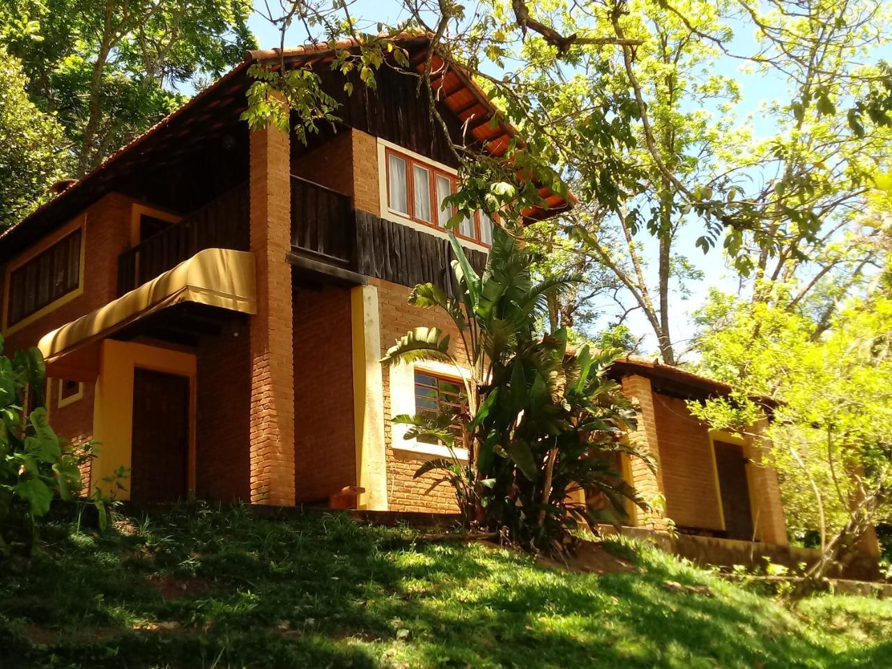 Sítio Ipecamirim — 4-Star Luxury Hotel in Braganca Paulista, Brasil