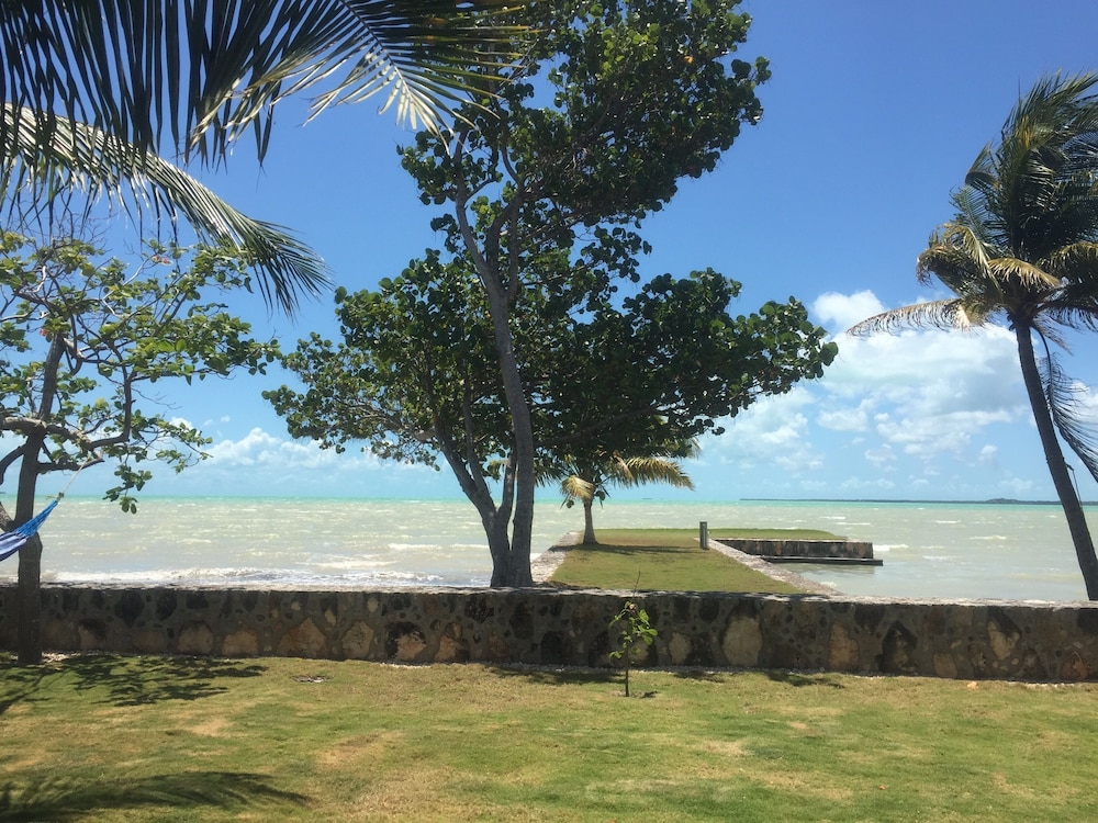 Almond Tree Hotel Resort — Corozal — photo 5