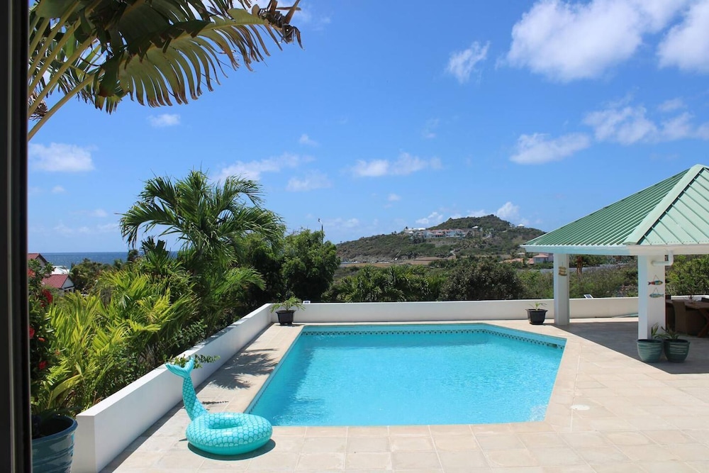 Tropical Ivy a Peaceful Getaway in St Maarten — hotel in Philipsburg