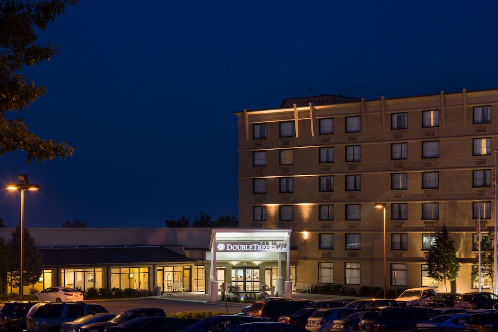 DoubleTree by Hilton Hotel Laurel - photo 52