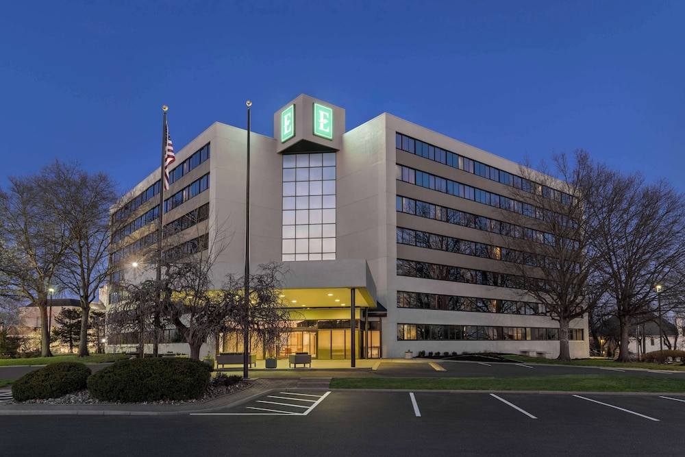 Embassy Suites by Hilton Kansas City Overland Park - photo 57