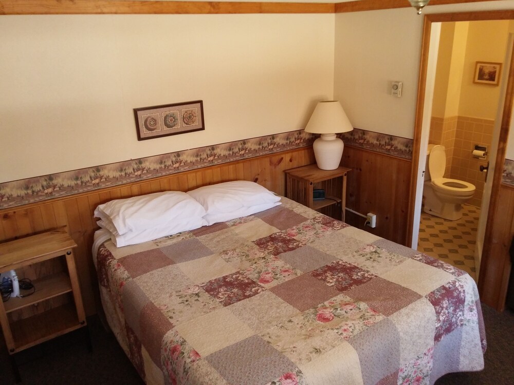 Daven Haven Lodge & Cabins - photo 8