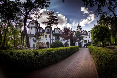 Hotel Maria - carbon neutral hotel in Strzelin