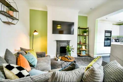 Benson House 4 Bedrooms Workstays UK — 4-Star Luxury Hotel in Stockton-On-Tees, United Kingdom