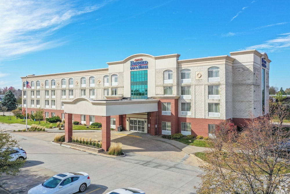Fairfield Inn and Suites by Marriott Des Moines West - photo 3
