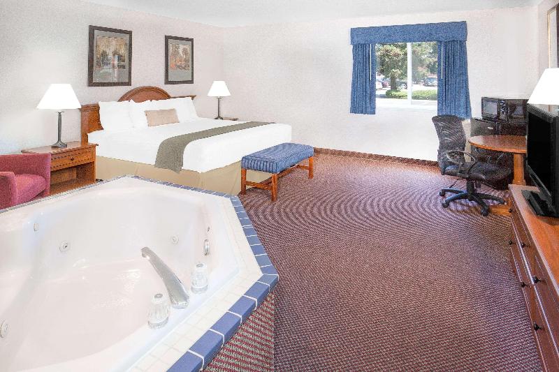 Quality Inn & Suites Willows - photo 25