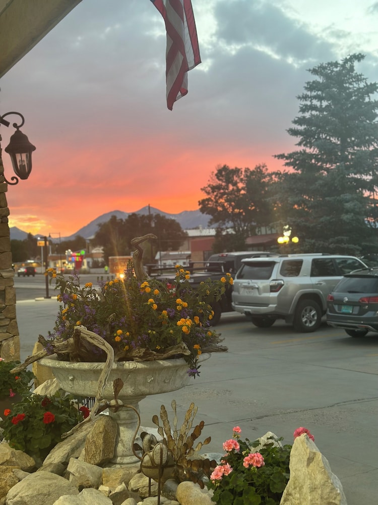 Browns Canyon Inn - photo 73