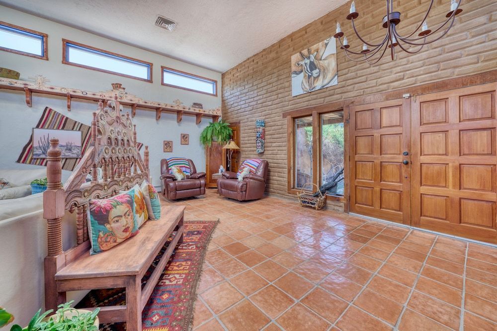 Loba Luna Bed & Breakfast — 4-Star Luxury Hotel in Albuquerque, United States
