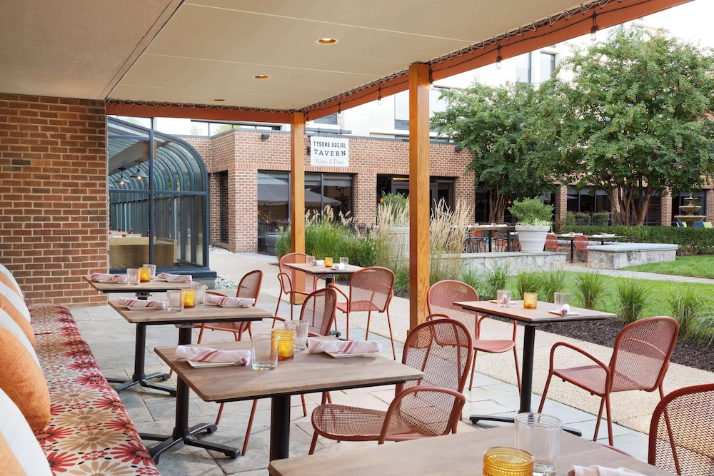 Doubletree by Hilton McLean Tysons - photo 46