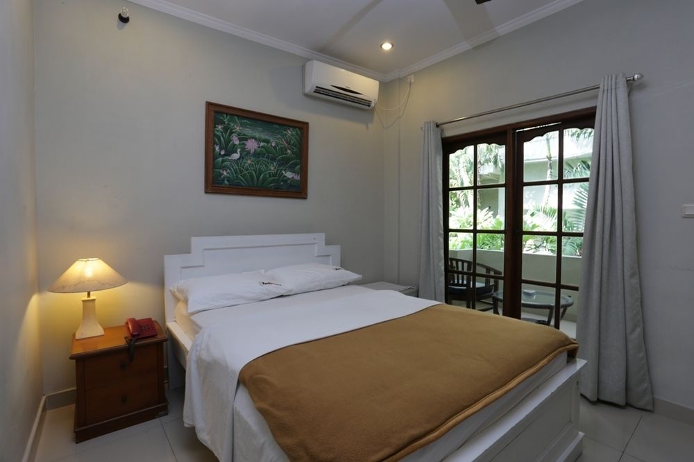 RedDoorz near Pantai Double Six in Legian, Indonesia