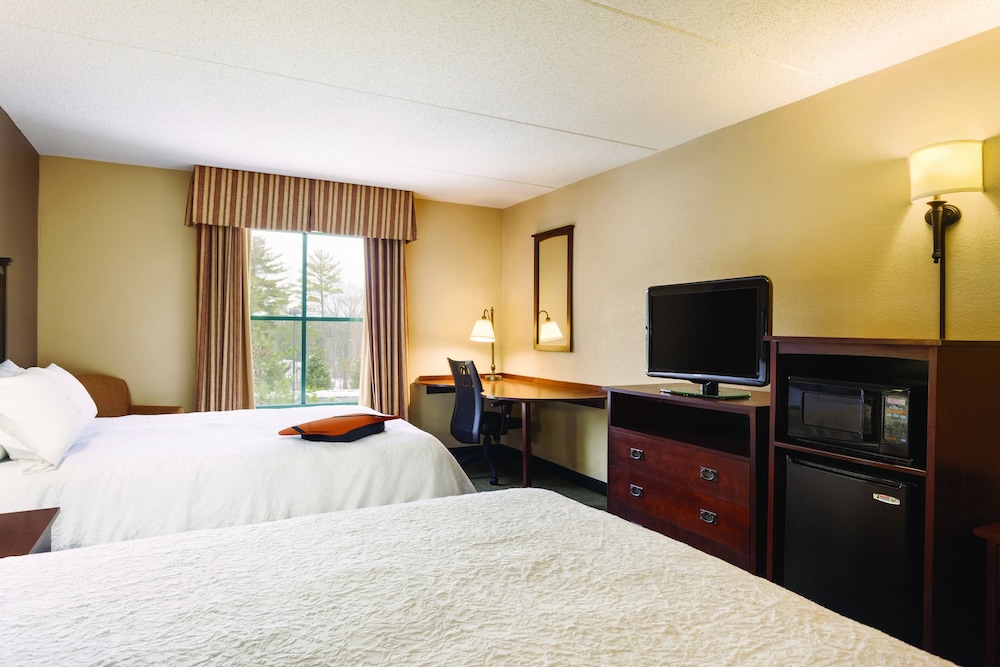 Hampton Inn & Suites Lake George - photo 10