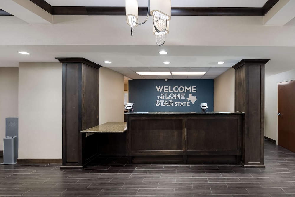 Hampton Inn Marshall - photo 4