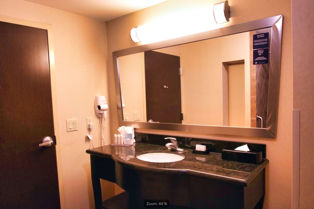 Hampton Inn & Suites Jacksonville Beach Blvd Mayo Clinic - photo 23