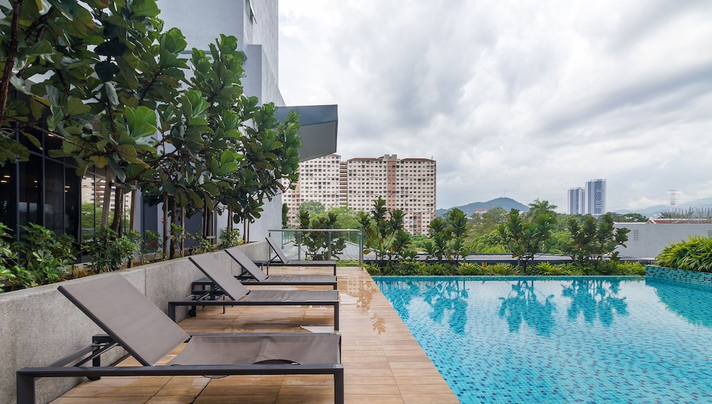 Neu Suites Residence Embassy Row — 4-Star Luxury Hotel in Kuala Lumpur, Malaysia