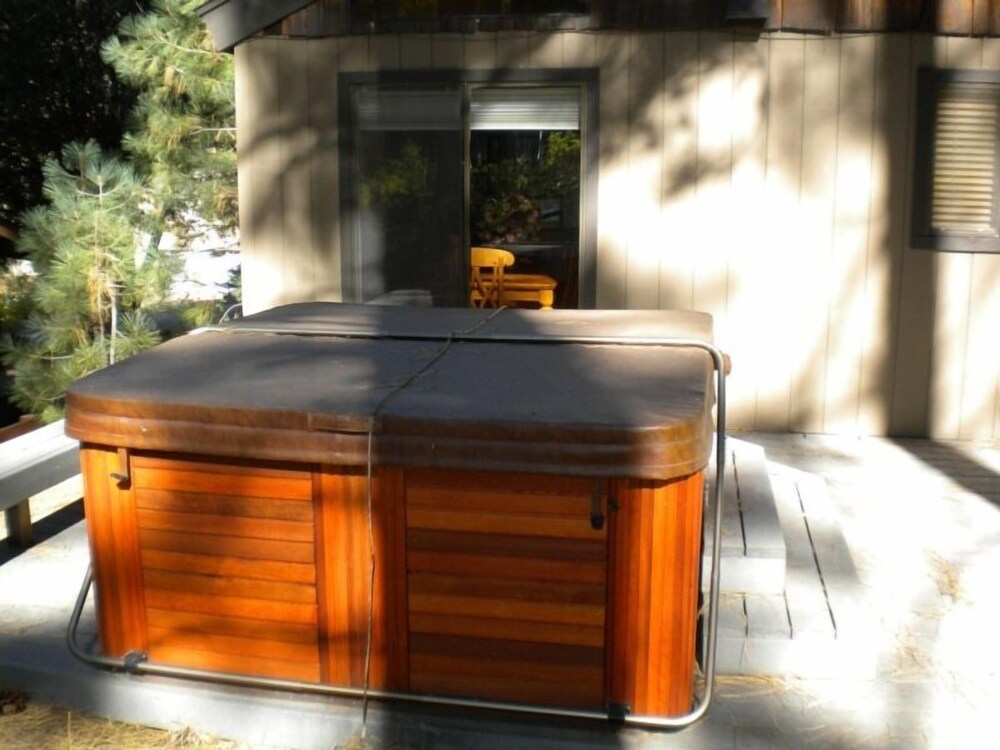 3832 Regina Rd. - photo 21