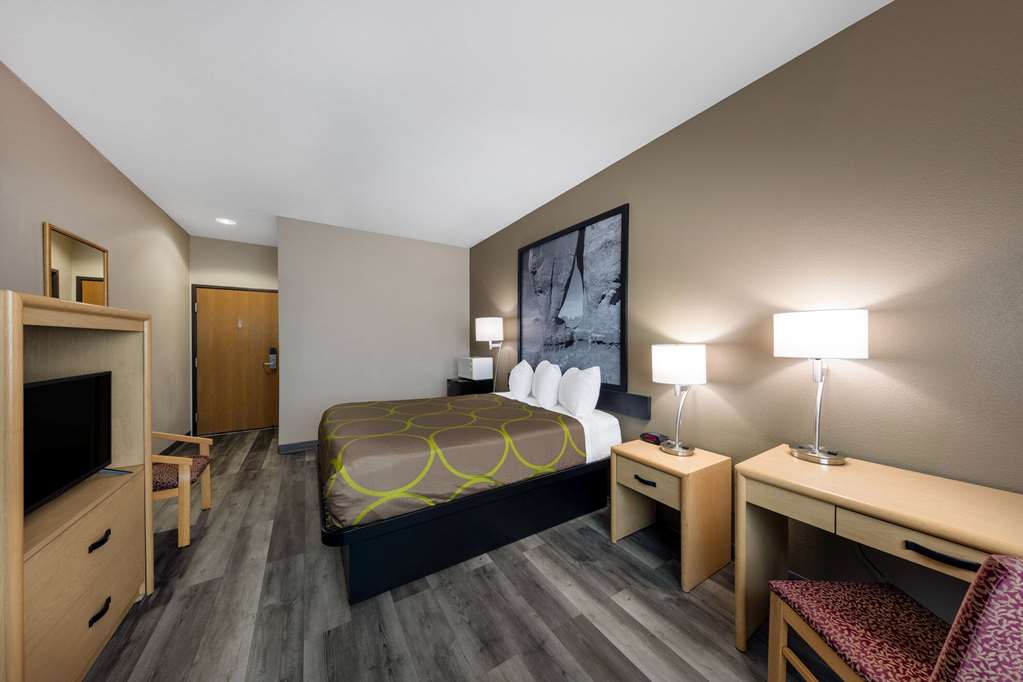 Super 8 by Wyndham Quartzsite AZ - photo 12