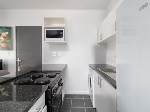 4 Essex Street Apartment