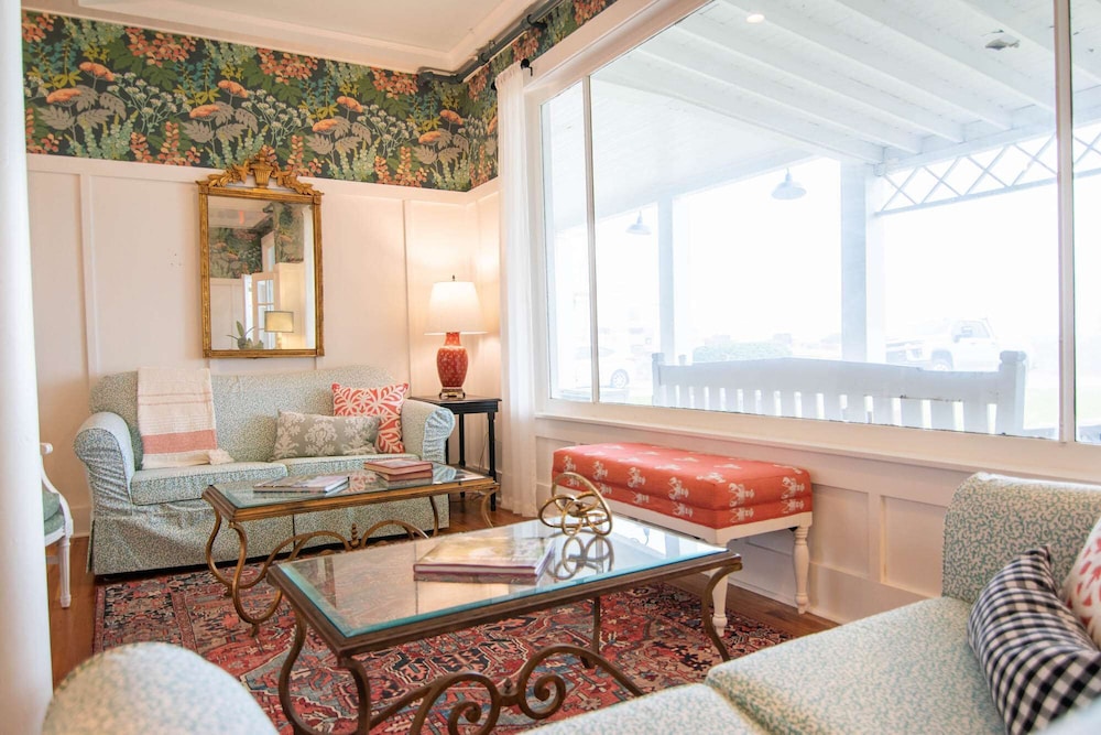 Ocean House Hotel & Motel - photo 7