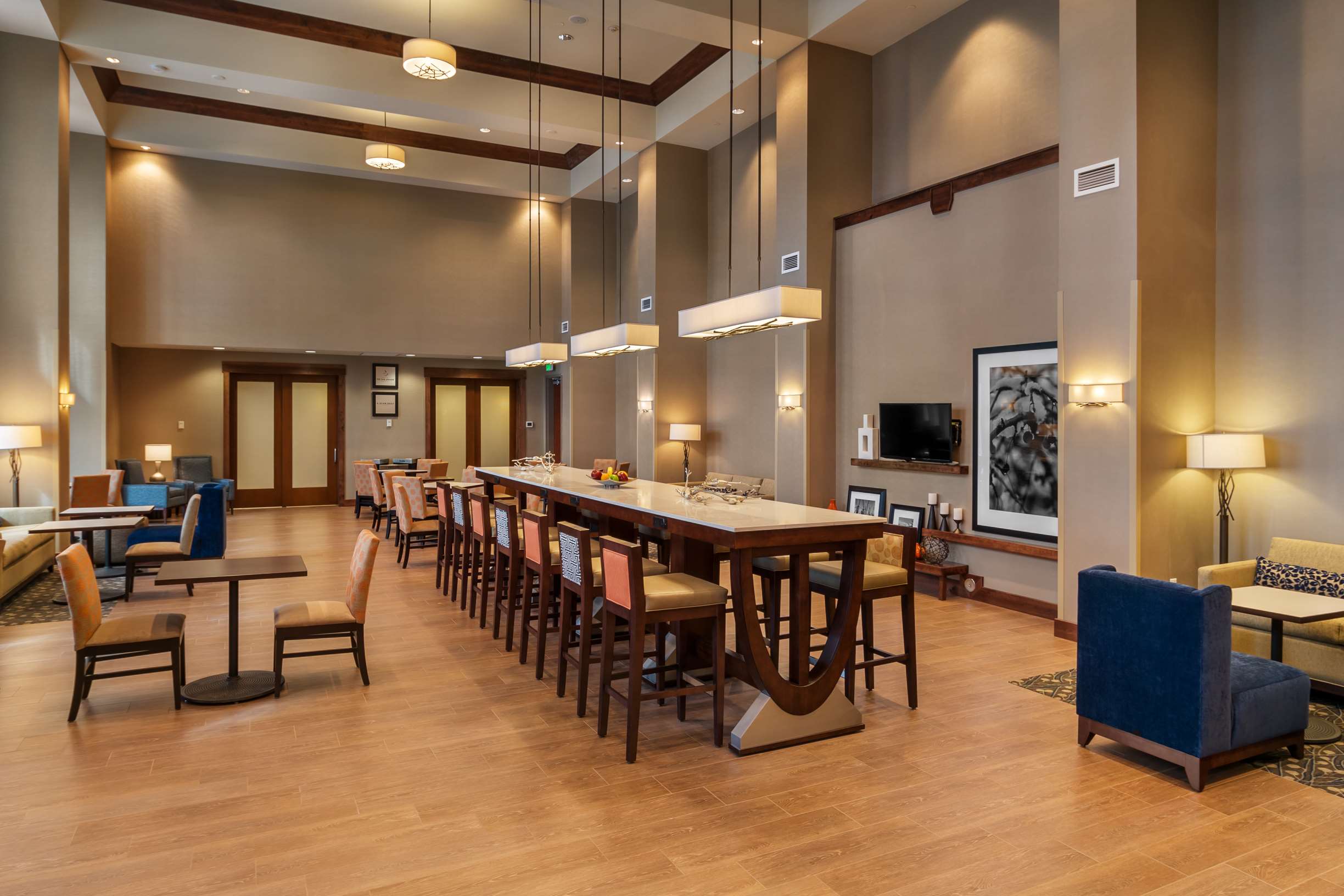 Hampton Inn & Suites Portland Vancouver - photo 6