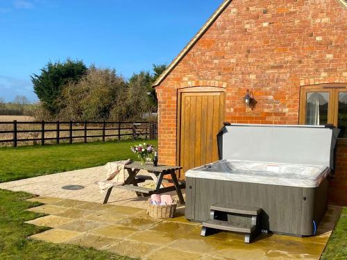 Inglenook Barns — hotel in Bidford-On-Avon