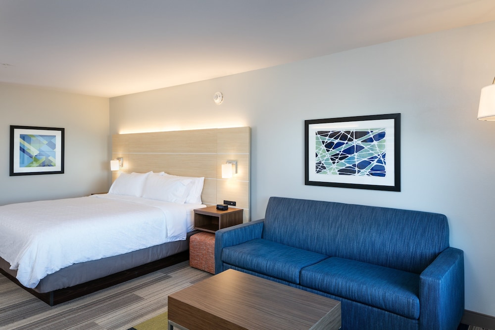 Holiday Inn Express & Suites Bend South by IHG - photo 8