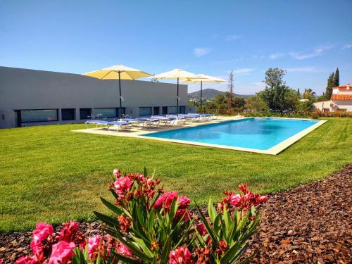 Suites Sunny hill — hotel in Moncarapacho