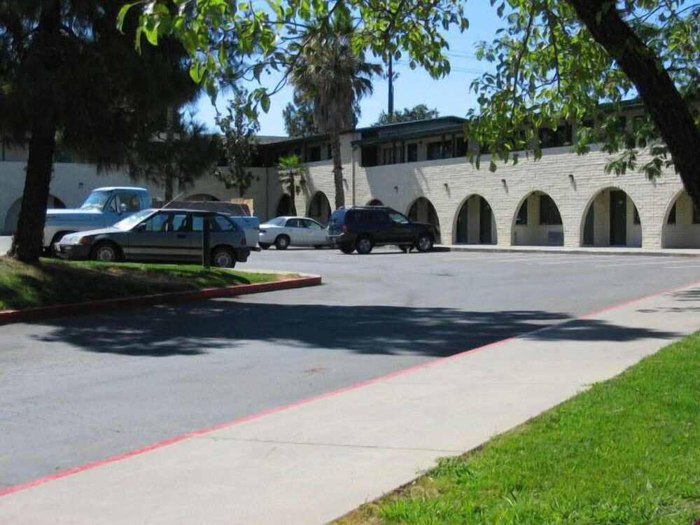 Heritage Inn Express Roseville - photo 29