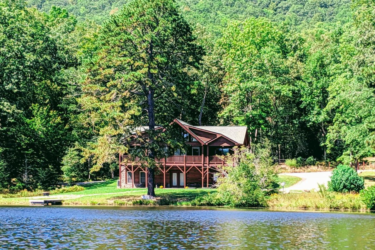 Canoe Landing - last minute hotel in Maggie Valley