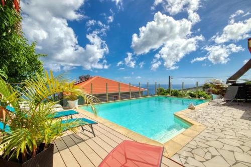 Magnifique villa vue mer 2km plages — 4-Star Luxury Hotel in Sainte-Luce, Martinique