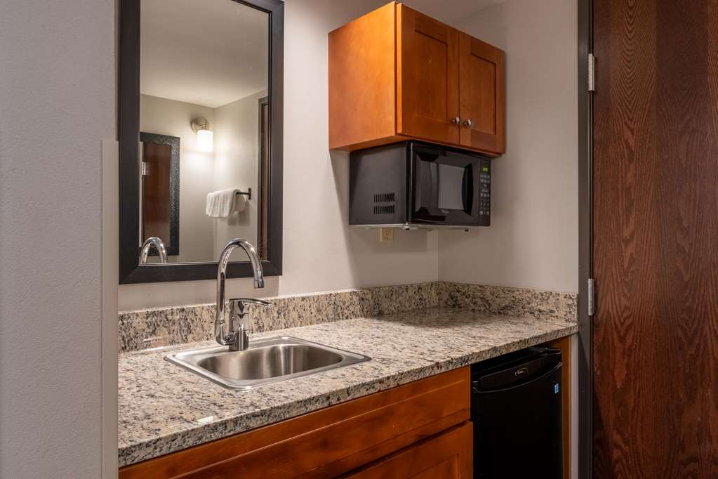 Drury Plaza Hotel Broadview Wichita - photo 23